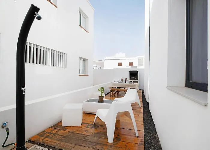 Casa Anclada En Arrieta Apartment