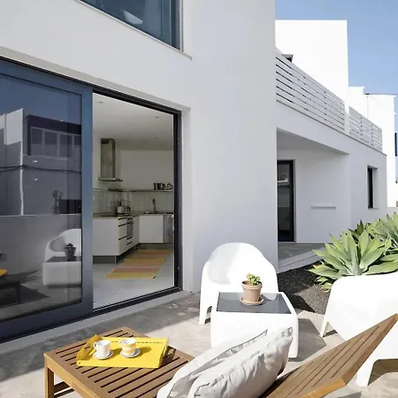 Casa Anclada En Arrieta * Arrieta (Lanzarote)