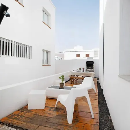 Casa Anclada En Arrieta Apartment