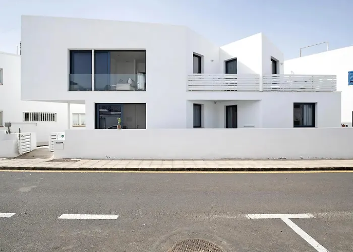 Casa Anclada En 아리에타